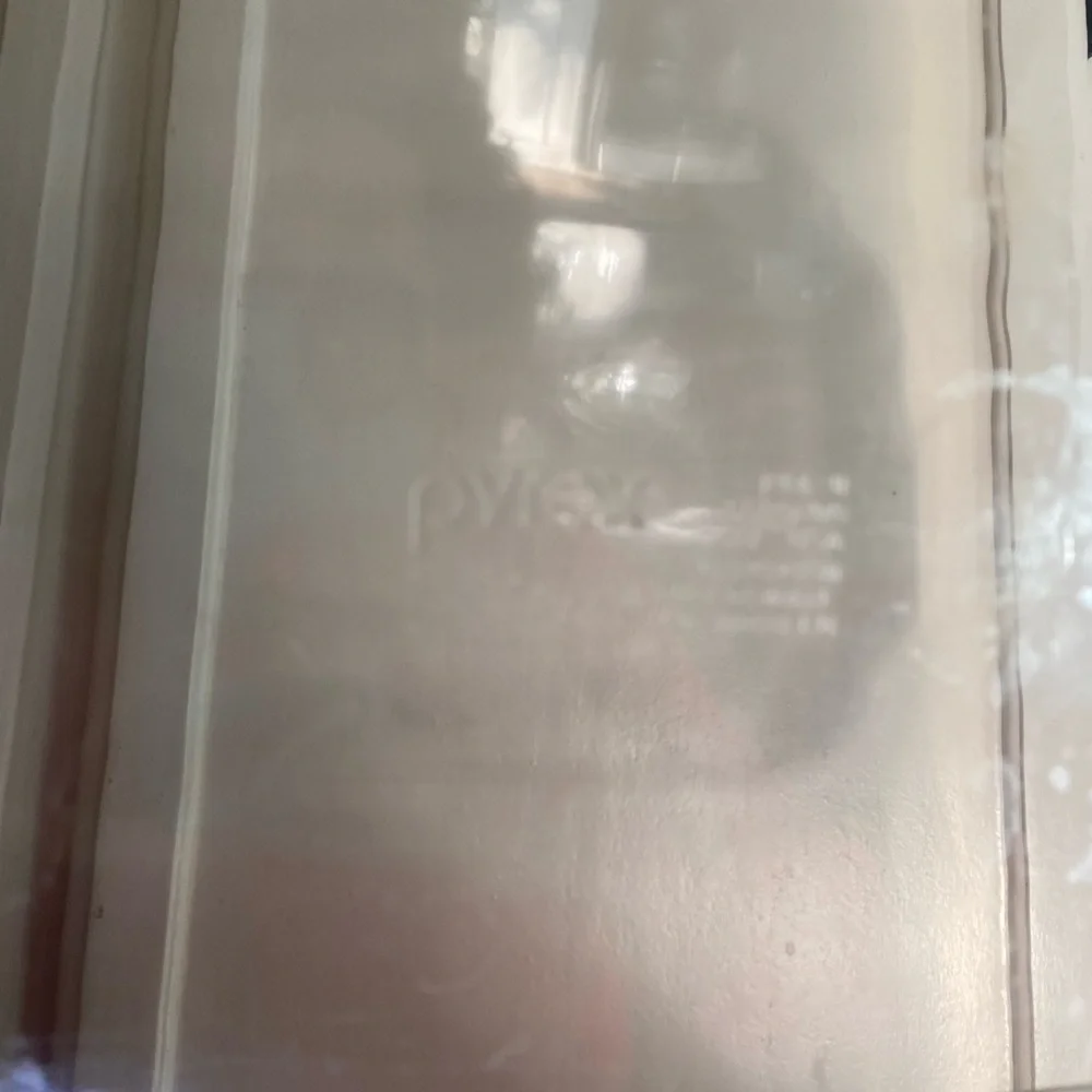 Pyrex 234-R 15 by 10 by 2 in glass baking dish